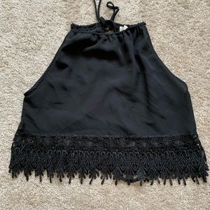 Black crop top tank